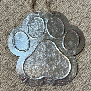 3 Metal Dog Paw Prints Hanging - Art & Crafts -